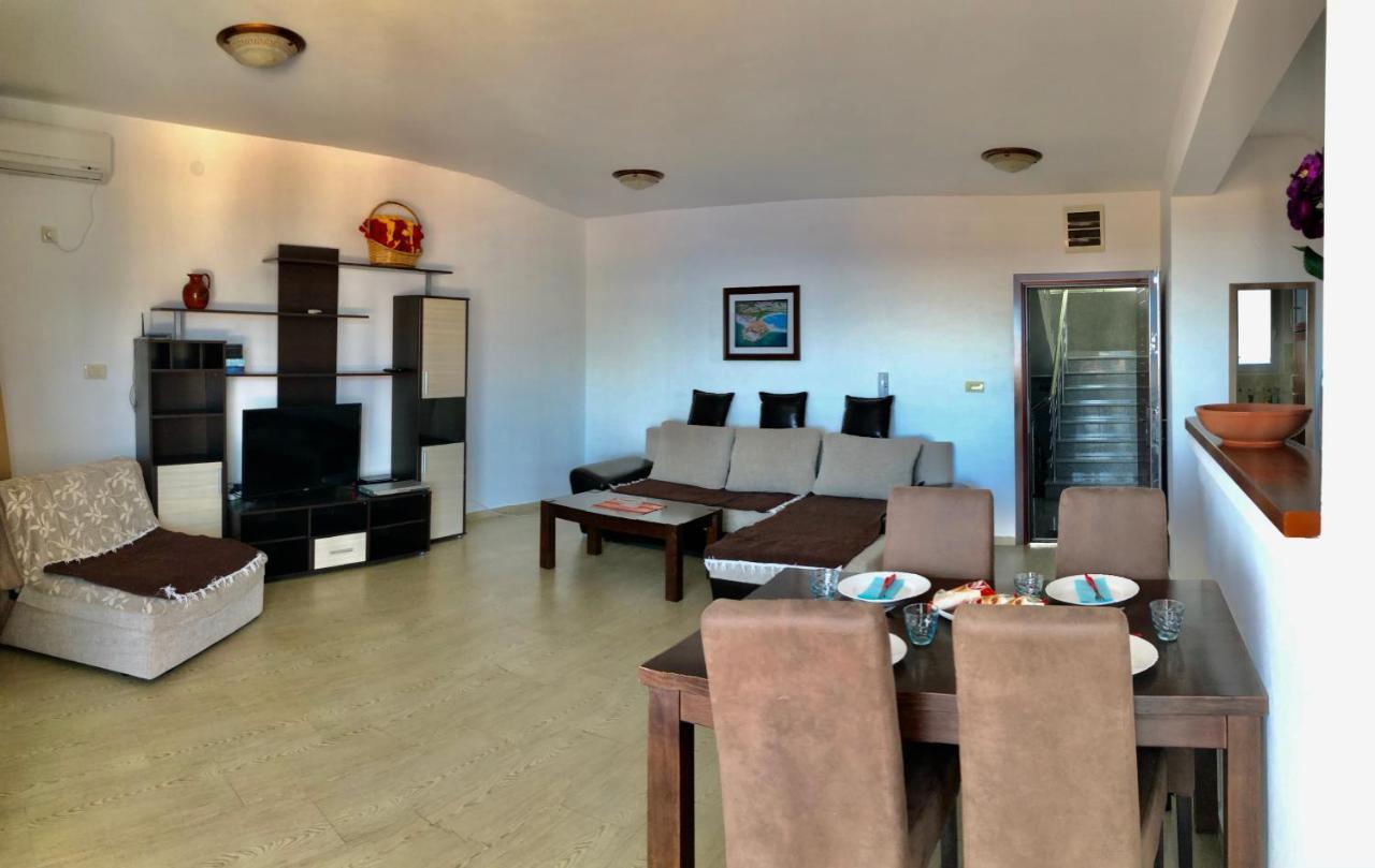 Violeta Apartment